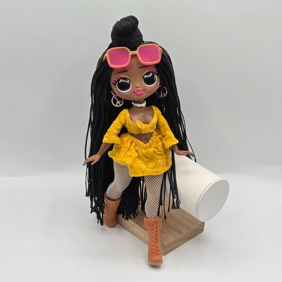 LOL Surprise OMG World Travel Sunset Fashion Doll With Accessories 10" Collectib - Picture 1 of 5